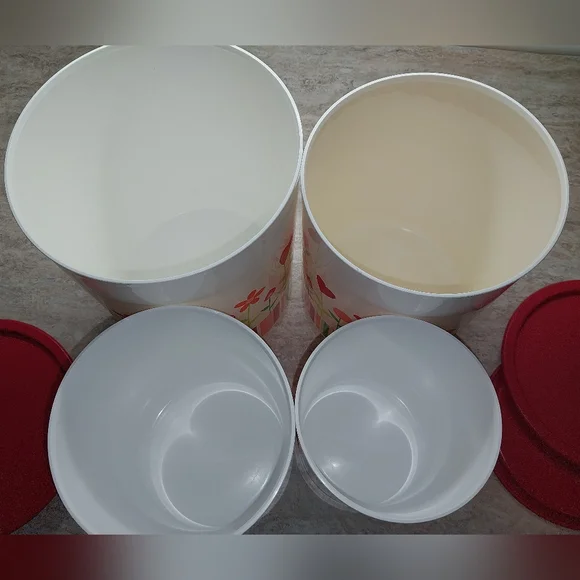 Floral hearts Tupperware canister set